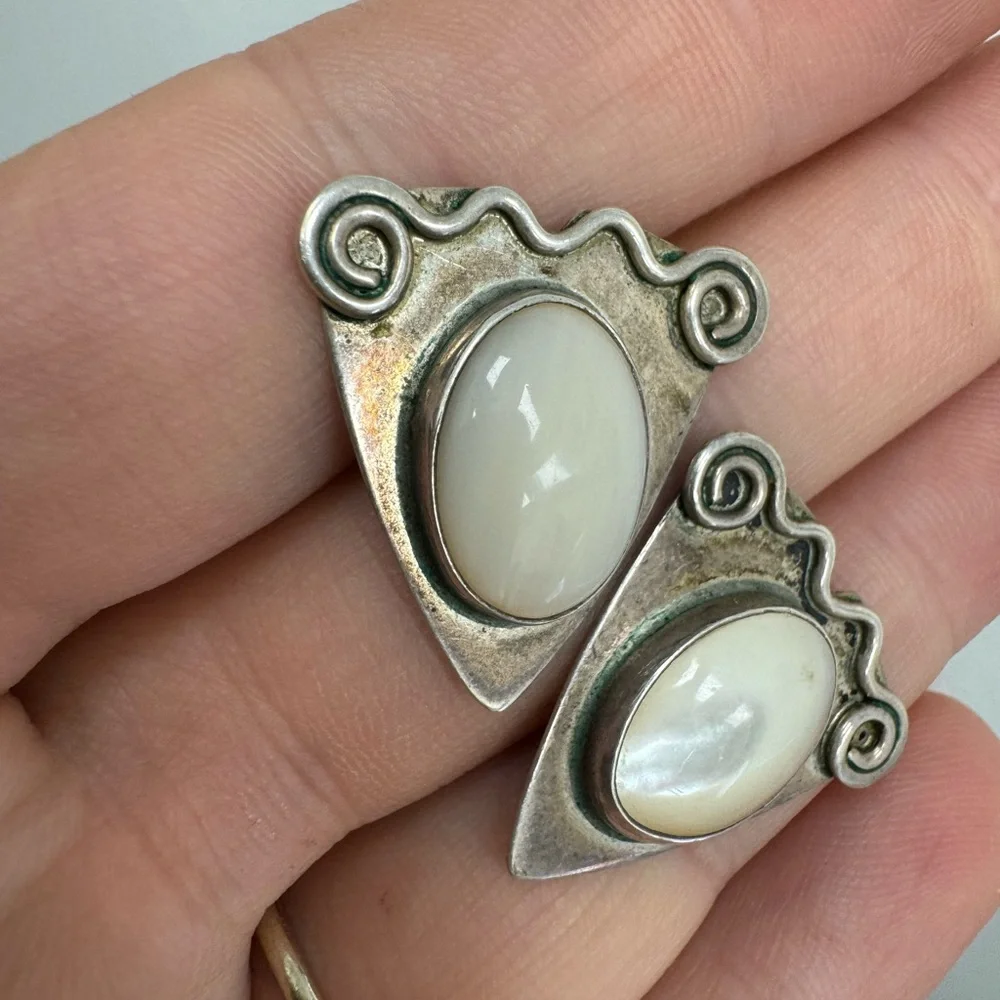 Designer Barbara Sucherman 925 Sterling silver post earrings with opalite 6.1g